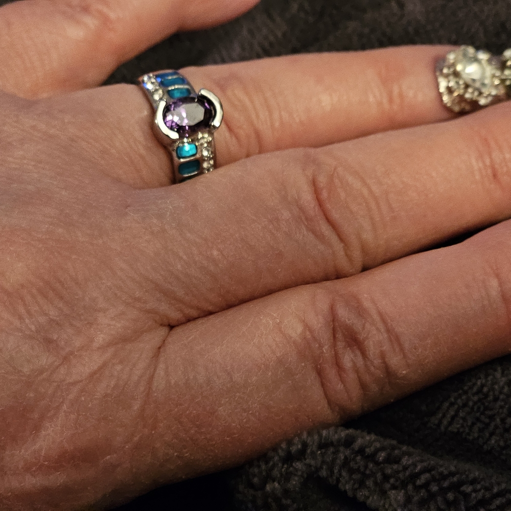 Elegant Silver and Purple Ring NEW